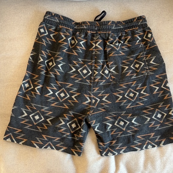 Hurley Aztec Terry cloth sweat shorts - Picture 3 of 3